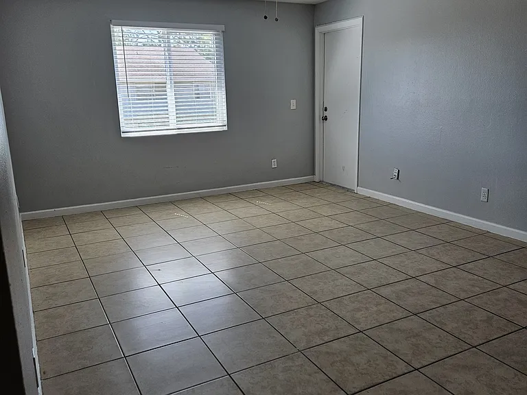 205 Berry Tree Pl — Photo 12