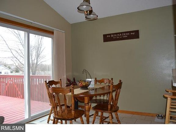 5th image of 12 Joseph Ct