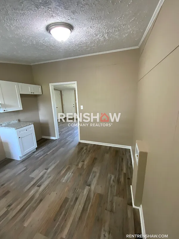 2 bed, 1.0 bath, 832 sqft, $850 — Photo 3