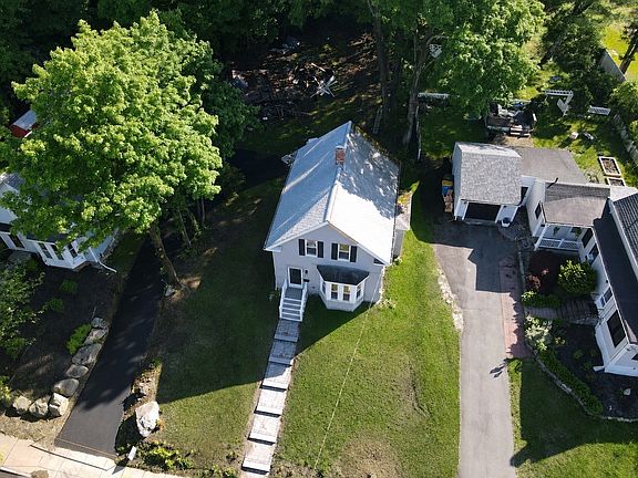 3rd image of 153 Union St