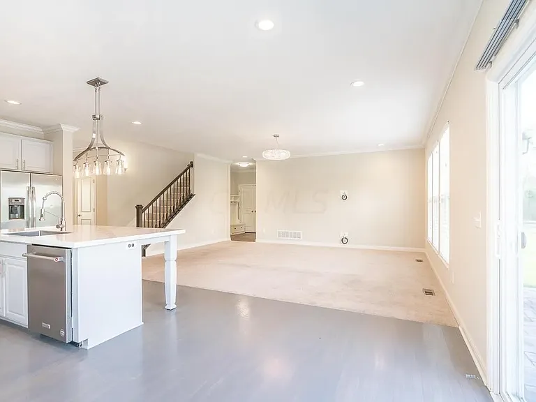 5400 Middlebury Loop — Photo 9