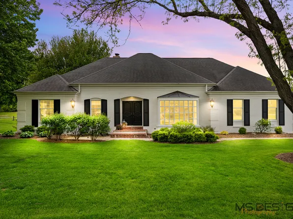 30819 Royal Oak Rd, Genoa, IL 60135