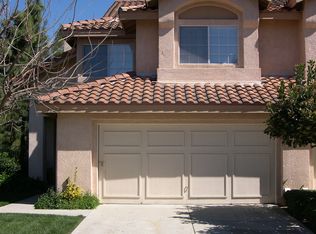 1020 Amberton Ln, Thousand Oaks, CA 91320