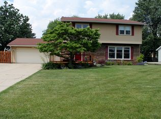 2787 Sun Valley St, Jenison, MI 49428