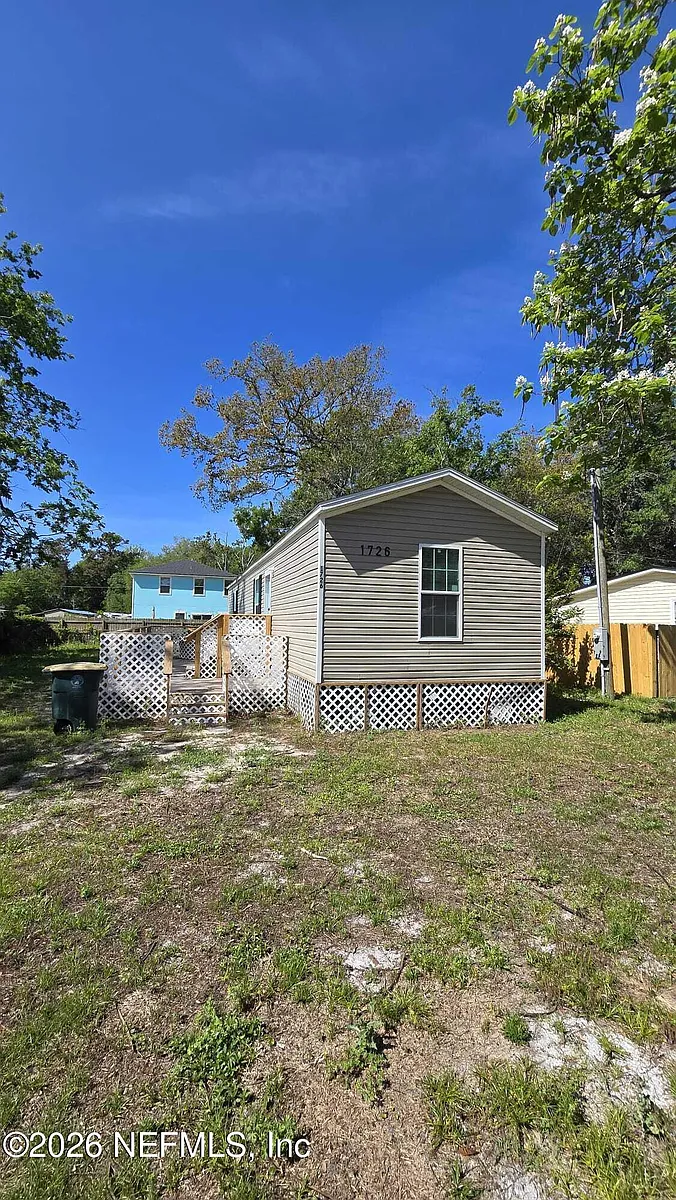Building Photo - 1726 Bermuda Rd