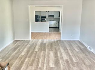 94 Seaview Ter FLOOR 1, Bridgeport, CT 06605