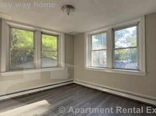 15 Linnaean St APT 12, Cambridge, MA 02138
