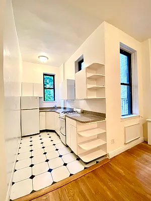 Rented by City & Suburban | media 21