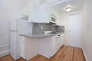 Rented by Domus Realty