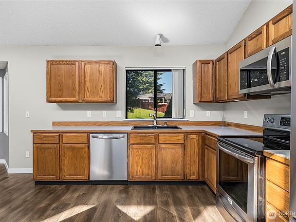 4th image of 3531 Inverness Drive NE