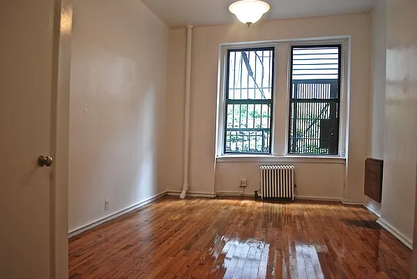 Rented by KYLM, LLC | media 8