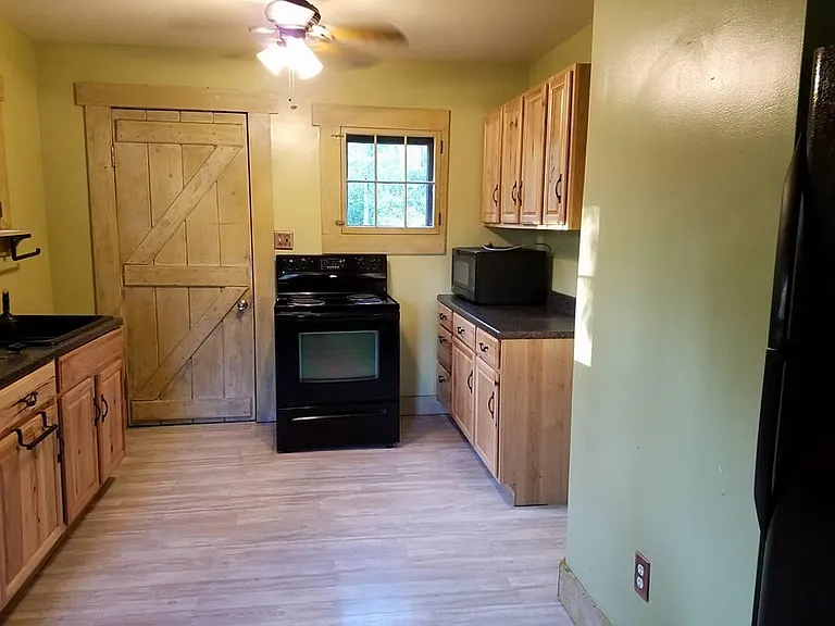 2125 W Alex Bell Rd — Photo 18