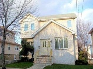 403 Center St, Wood Ridge, NJ 07075