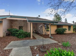 5872 N Del Rey Ave, Clovis, CA 93619