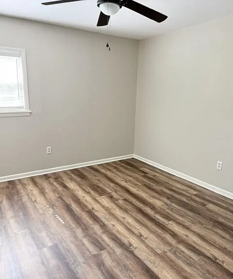 622 N Henry St — Photo 12