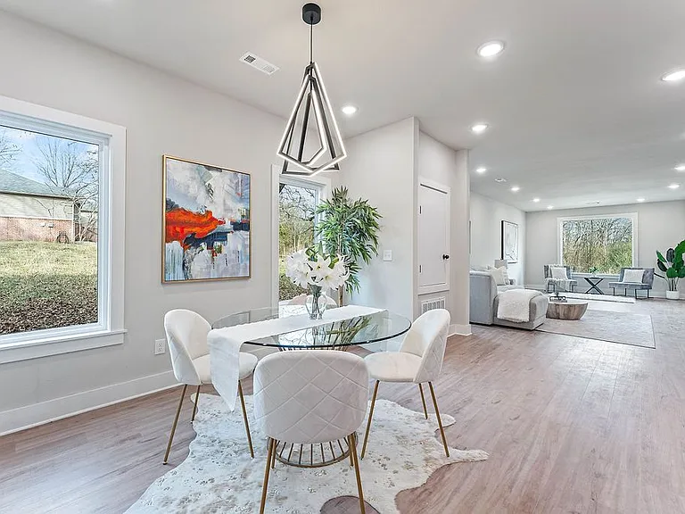 479 S Happy Hollow Rd — Photo 12