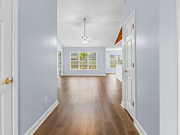 2nd image of 505 Whitebark St.