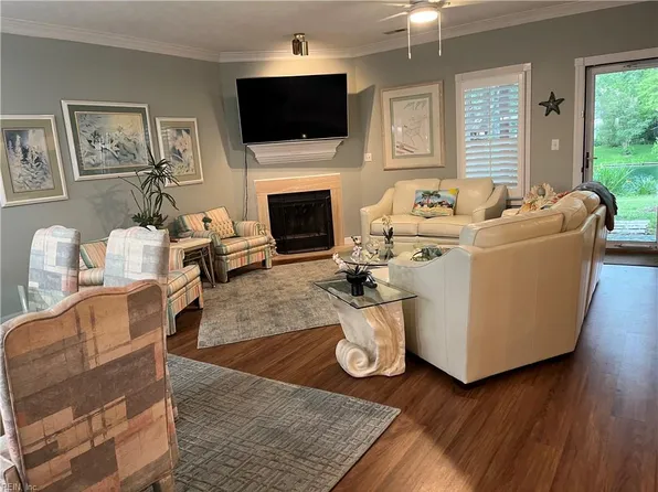 120 Genoa Dr, Hampton, VA 23664