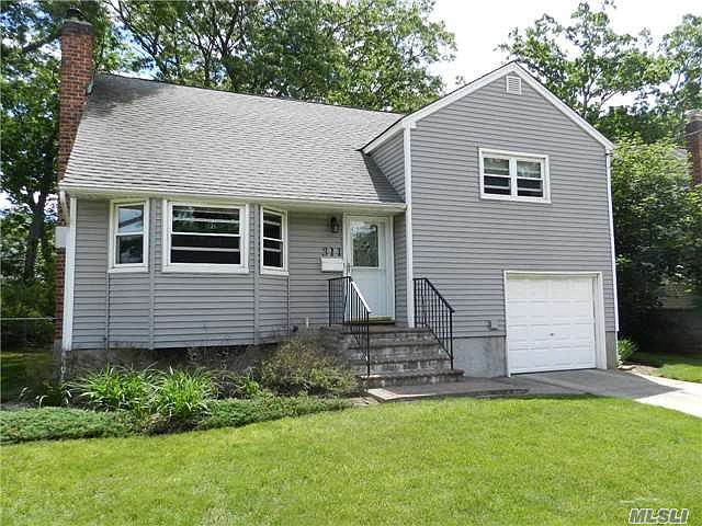 1st image of 311 Park Ln