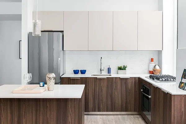 Rented by J Misrahi Realty Corp | media 33