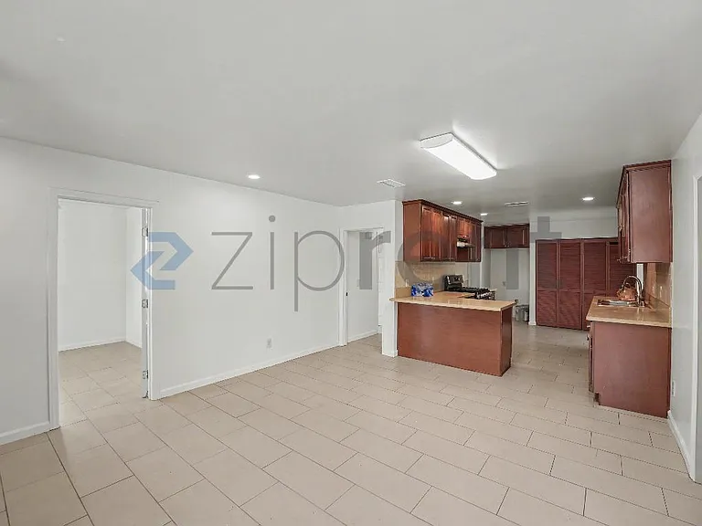 44558 Stanridge Ave — Photo 5