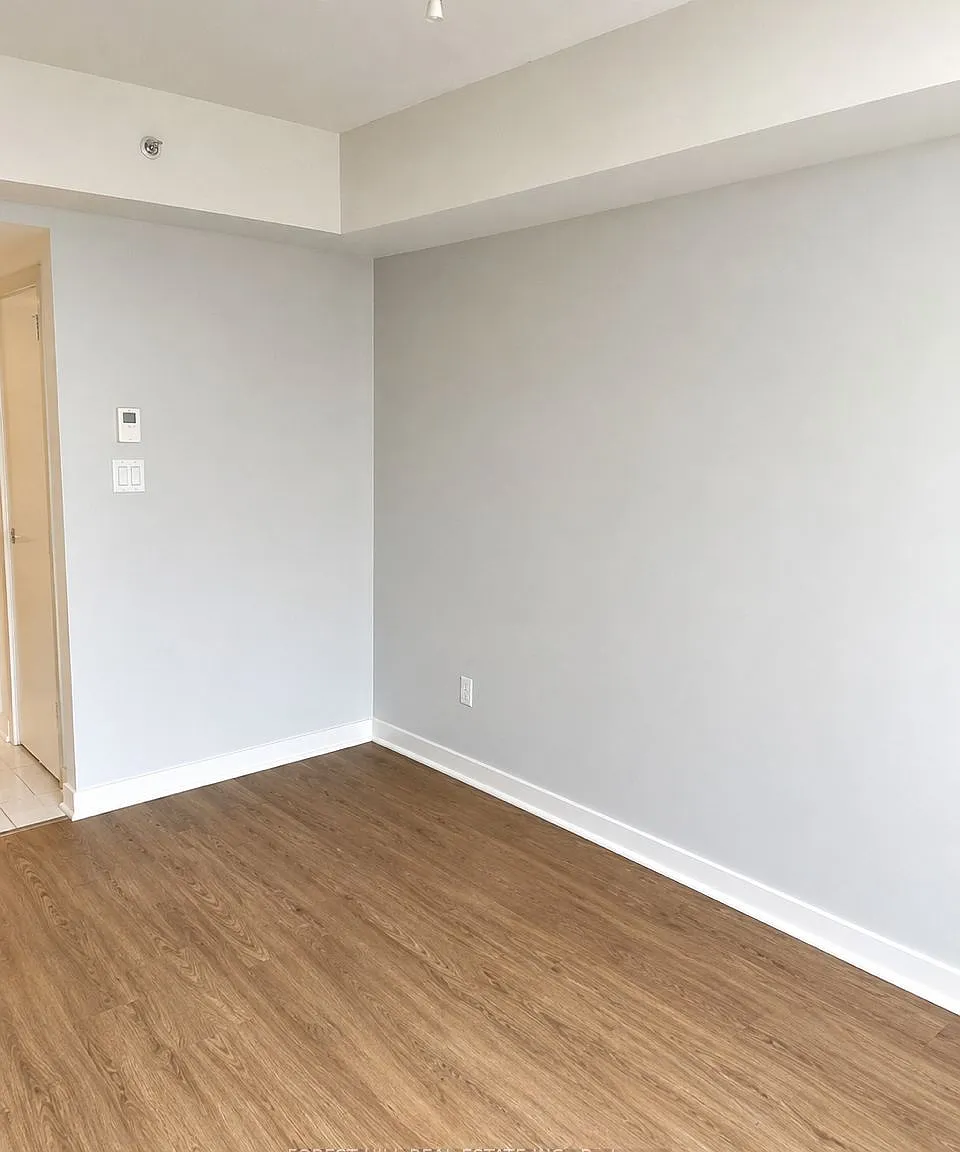 Studio, $1,600 — Photo 3