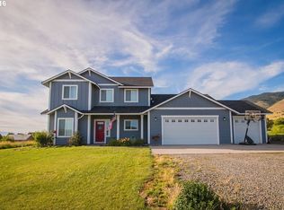 61083 Longview Ln, Cove, OR 97824