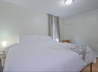 2120 Robin St APT 1, Lakewood, OH