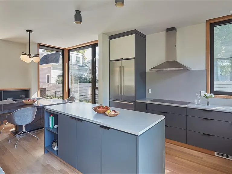 76 Holworthy St — Photo 4