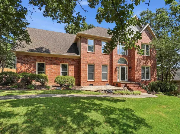 14301 Orleans Dr, Little Rock, AR 72211
