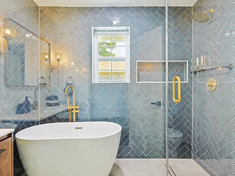 1012 Cloverdale Ln — Photo 28
