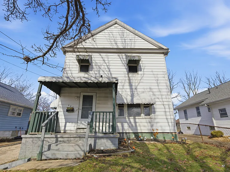 691 Lafollette St — Photo 16