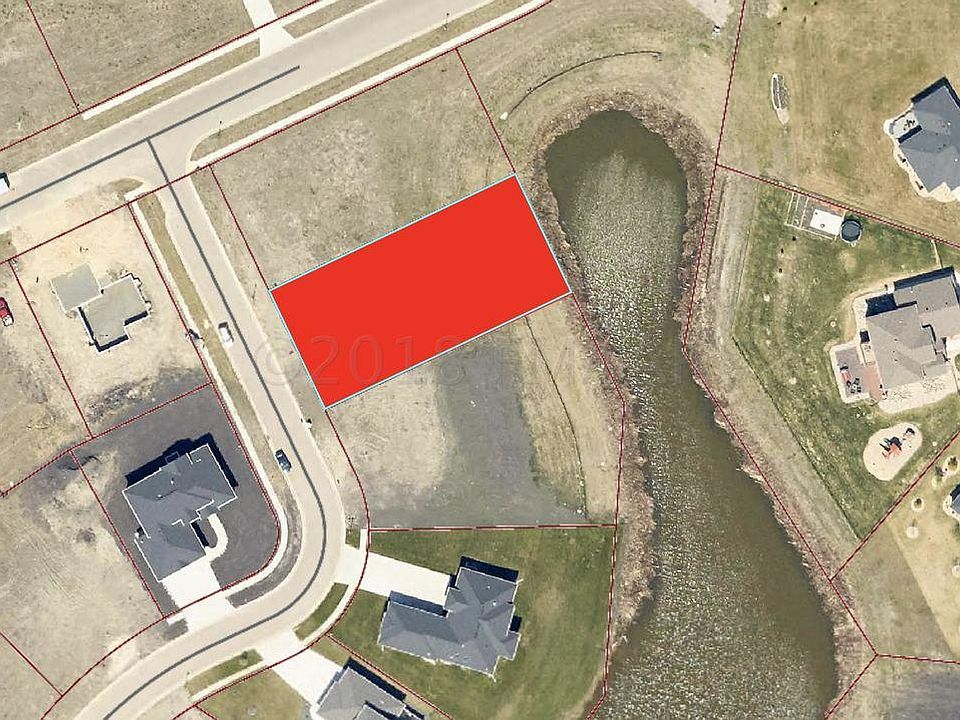 1st image of 1009 Hickory Ln