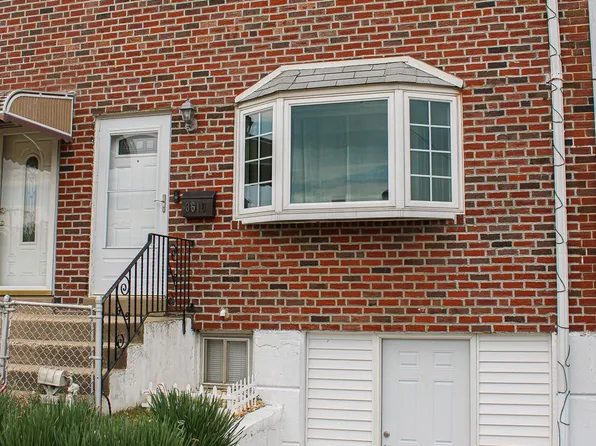 3610 Bandon Dr, Philadelphia, PA 19154
