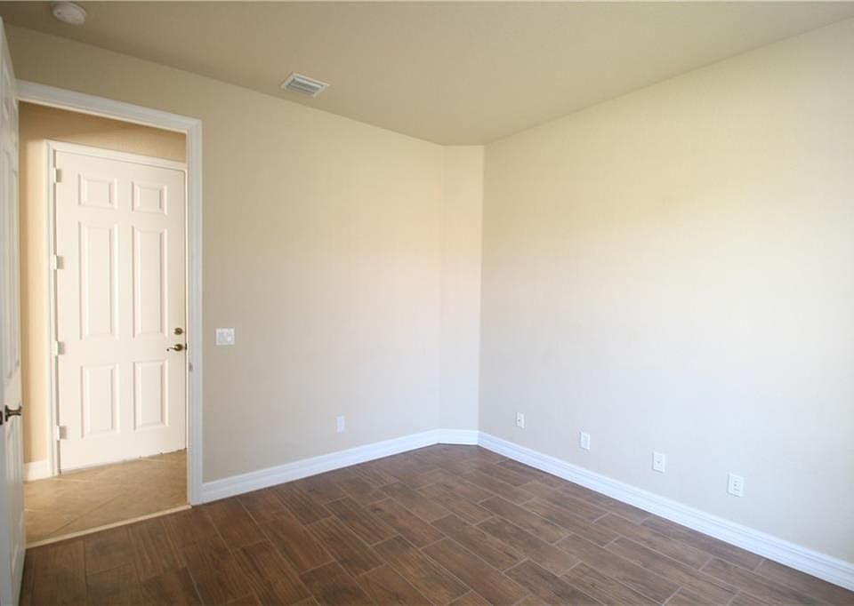 1st image of 6535 Oxford Cir Unit 104D