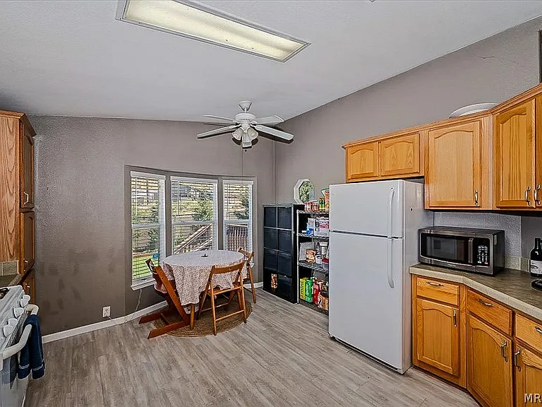 46037 South Dr — Photo 9