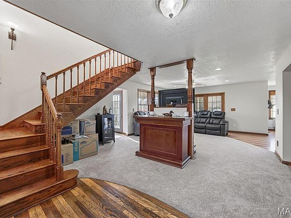 2nd image of 33992 Garrett Rd