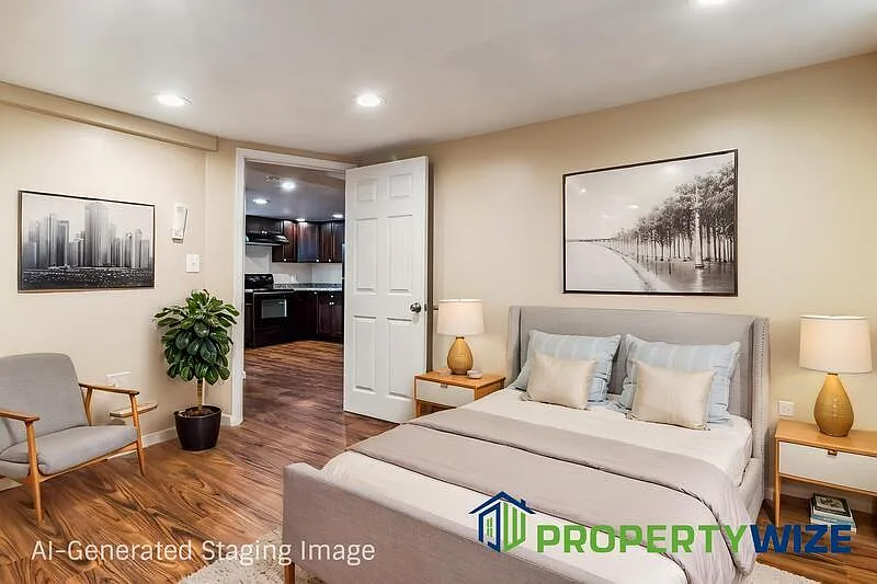 1 bed, 1.0 bath, $899 — Photo 2