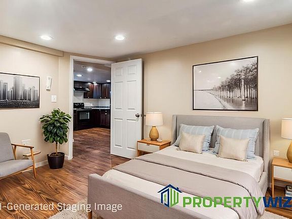 2nd image of 516 Beaumont Ave #B