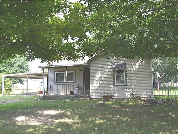 2nd image of 328 N Parker Ave