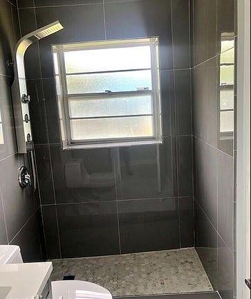 4th image of 1102 S 8th St Floor 34950