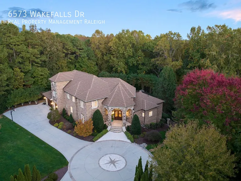 6573 Wakefalls Dr — Photo 3