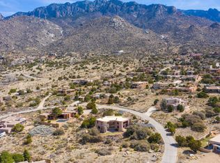 629 Cougar Loop NE, Albuquerque, NM 87122