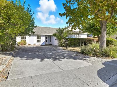 90 San Benito Way, Novato, CA, 94945
