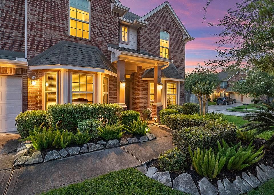 1st image of 513 Ivory Stone Ln