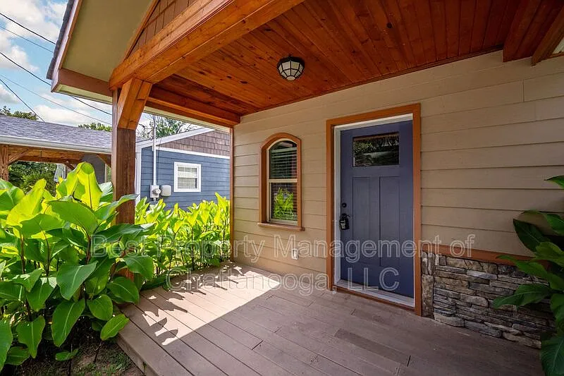 2 bed, 2.5 bath, $1,895 — Photo 3