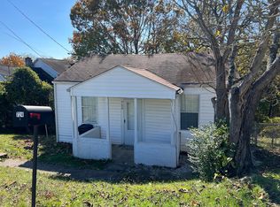 724 Daverton Rd, South Charleston, WV 25303