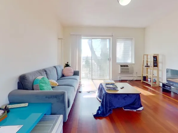 (undisclosed Address), Somerville, MA 02143