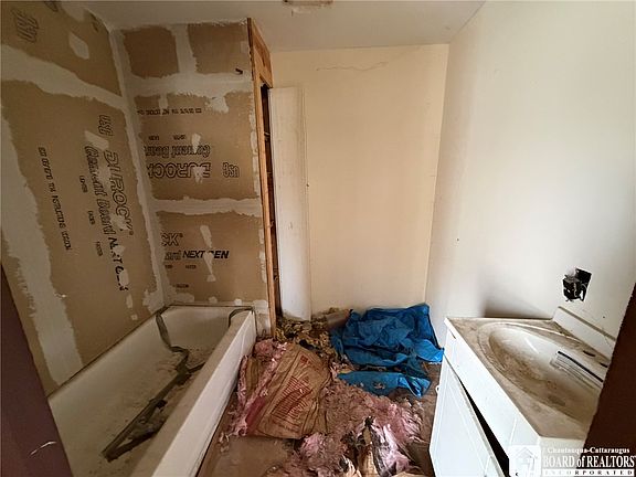 5th image of 1313 Reed St