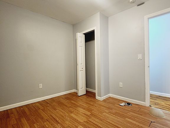 5th image of 205 Union St APT 12